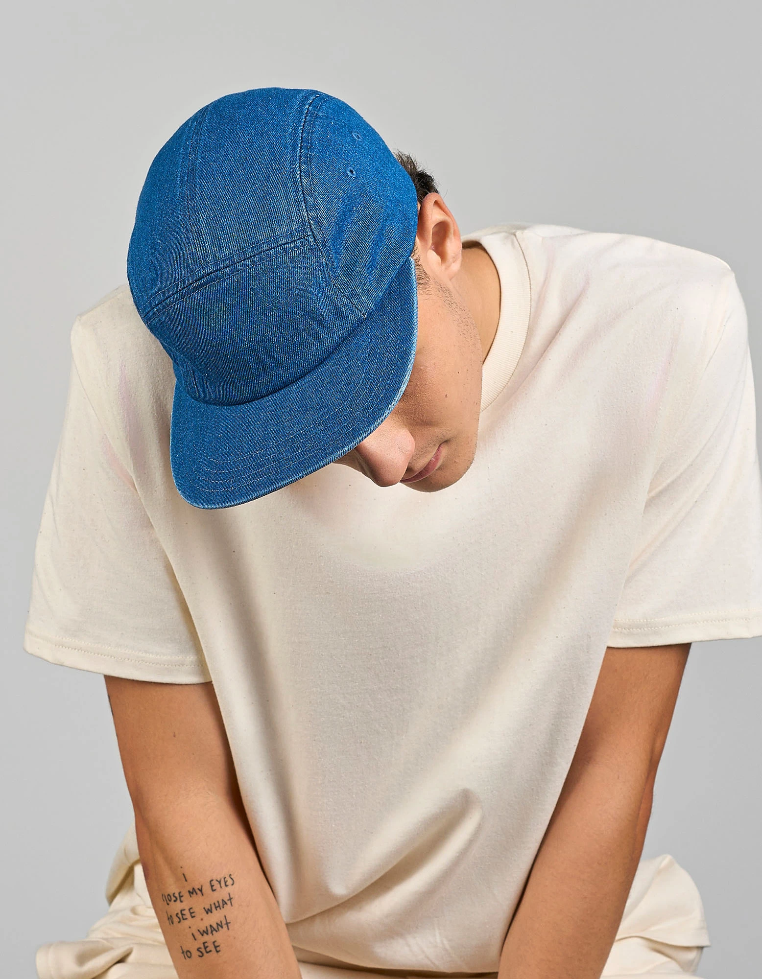 Ruby Cap – Artikelnummer AT547