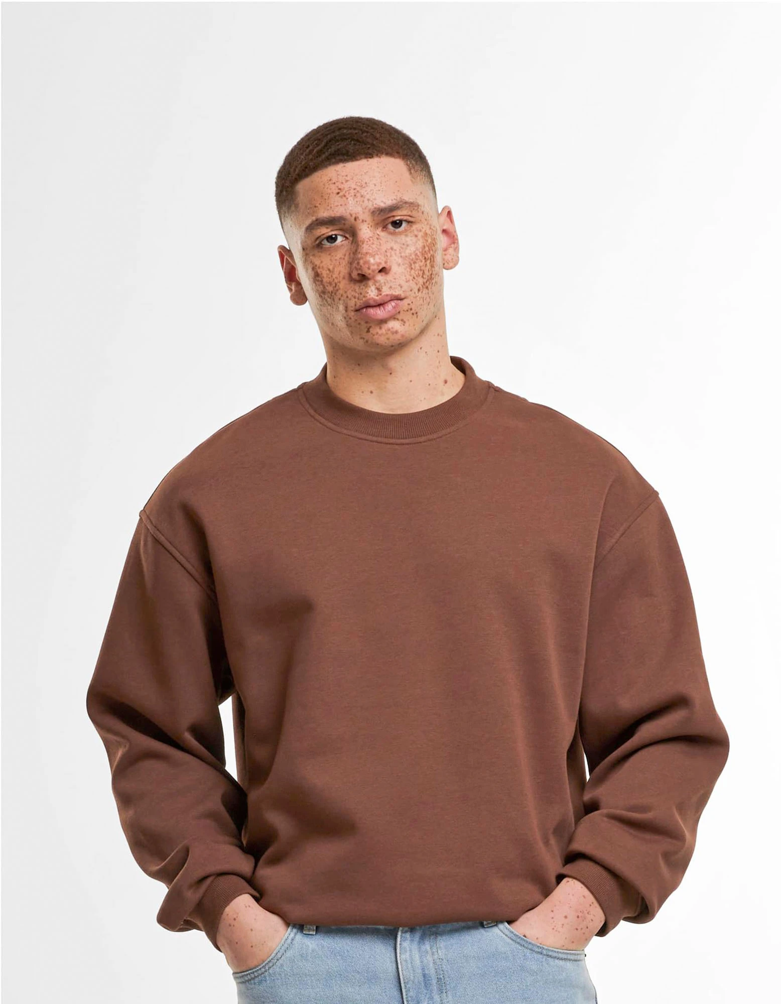 Loose Fit Sweatshirt – Artikelnummer BY409