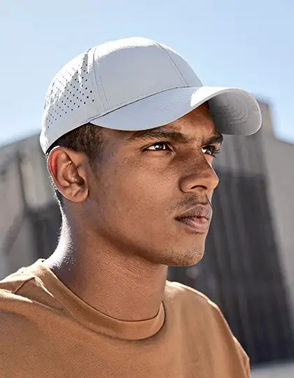Laser Performance Trucker – Artikelnummer CB189R