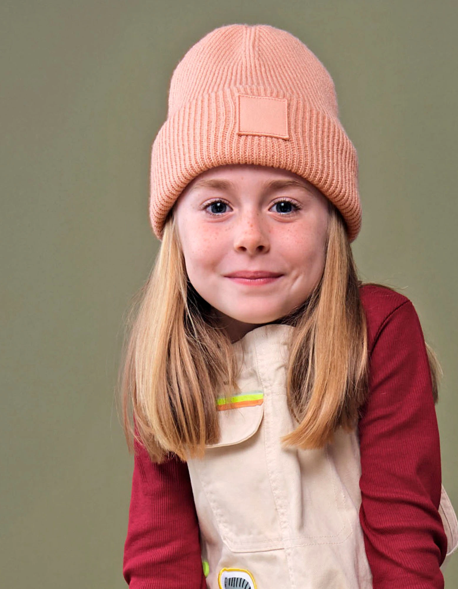 Kids Deep Cuffed Tonal Patch Beanie – Artikelnummer CB336B