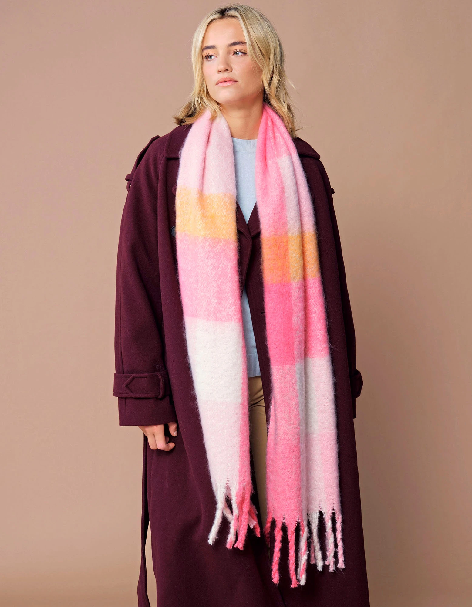 Fluffy Check Scarf – Artikelnummer CB494R
