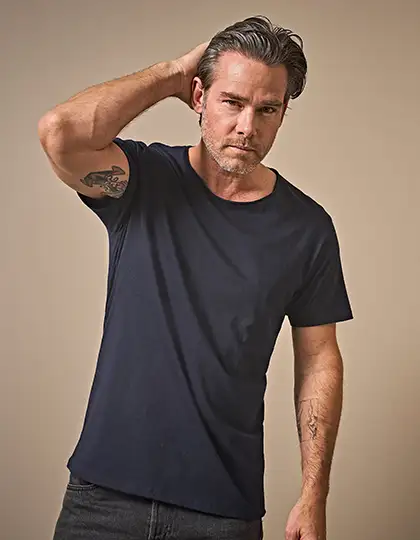 Men´s Raw-Edge Tee – Artikelnummer TJ5060