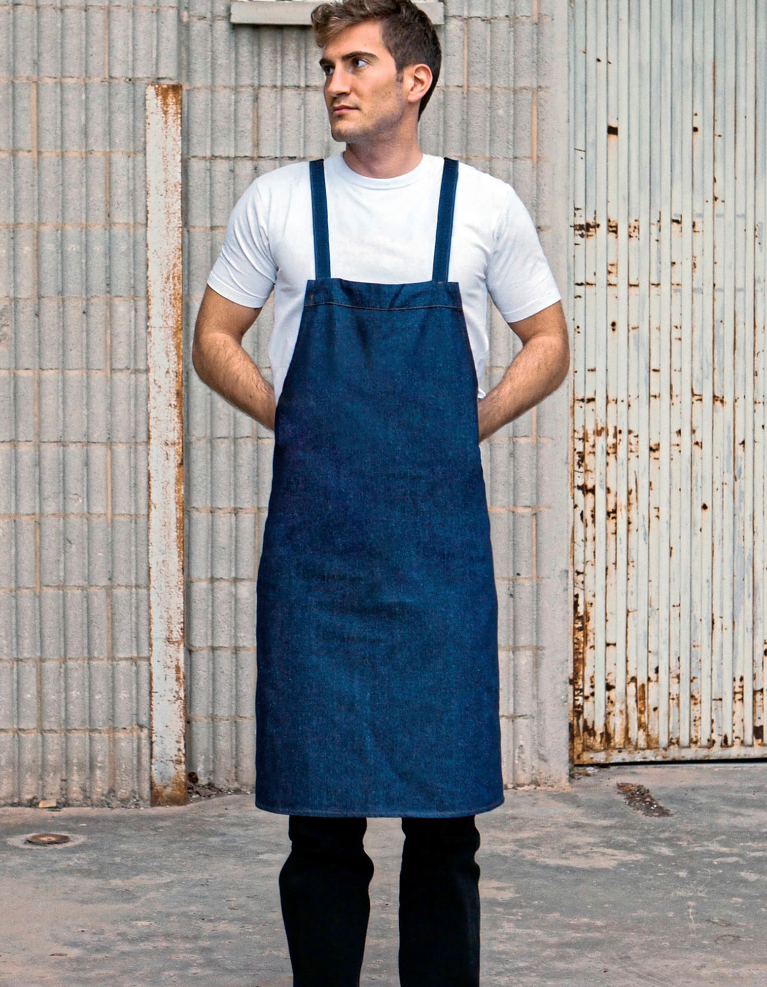 Barbecue apron with cross bands – Artikelnummer X9090